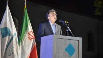 مراسم تودیع و معارفه رئیس دانشگاه هنر برگزار شد مراسم تودیع و معارفه رئیس دانشگاه هنر برگزار شد